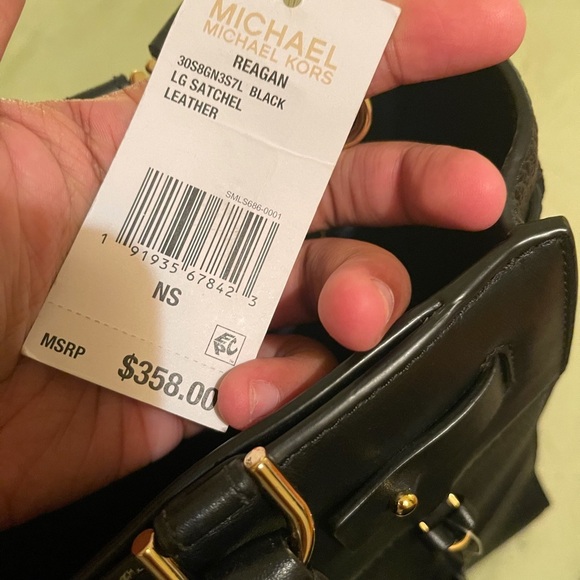 Michael Kors Reagan Large Leather Satchel - Picture 6 of 6